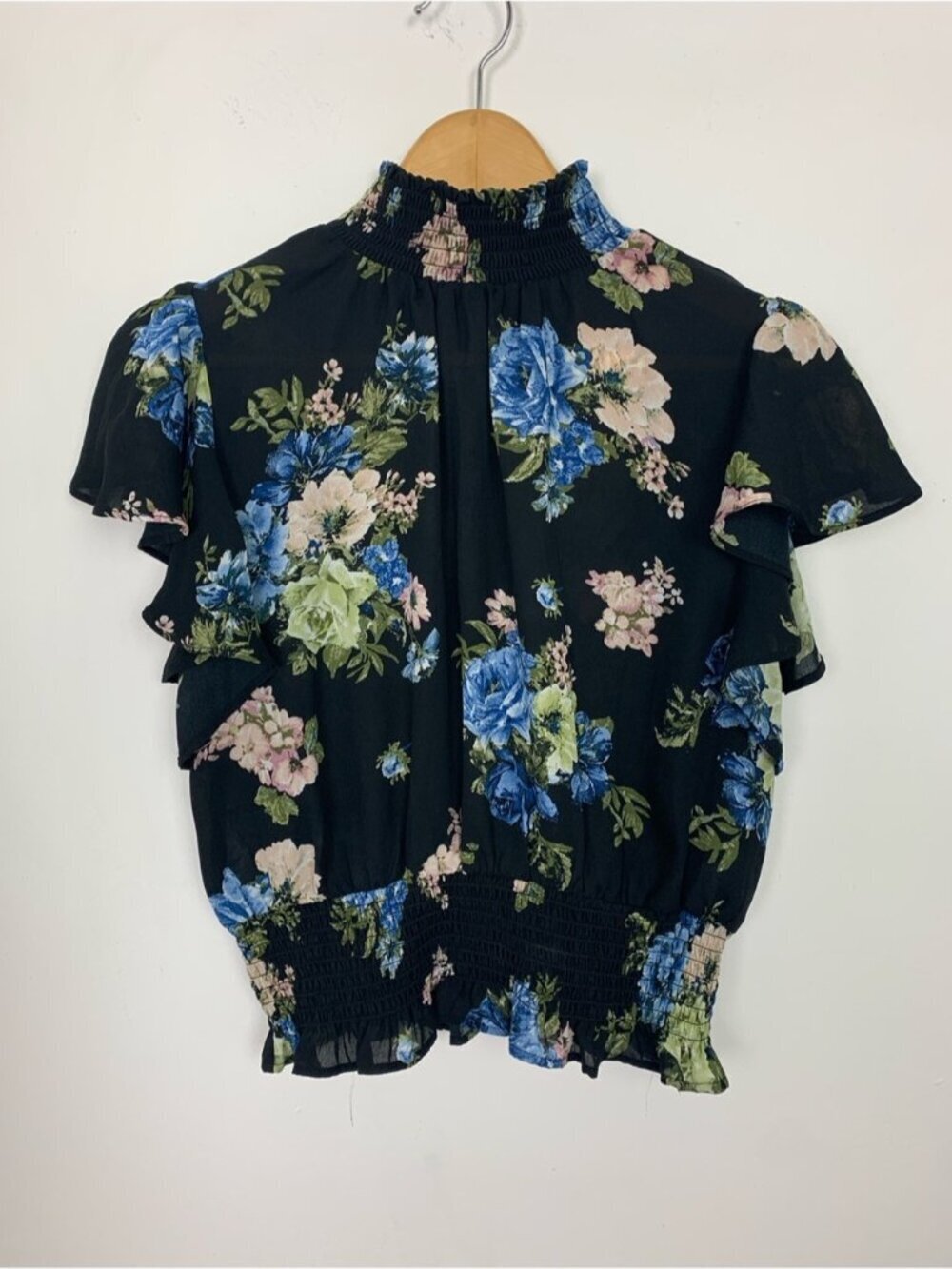 Shinestar Flutter Sleeve Blouse - Picture 3 of 8
